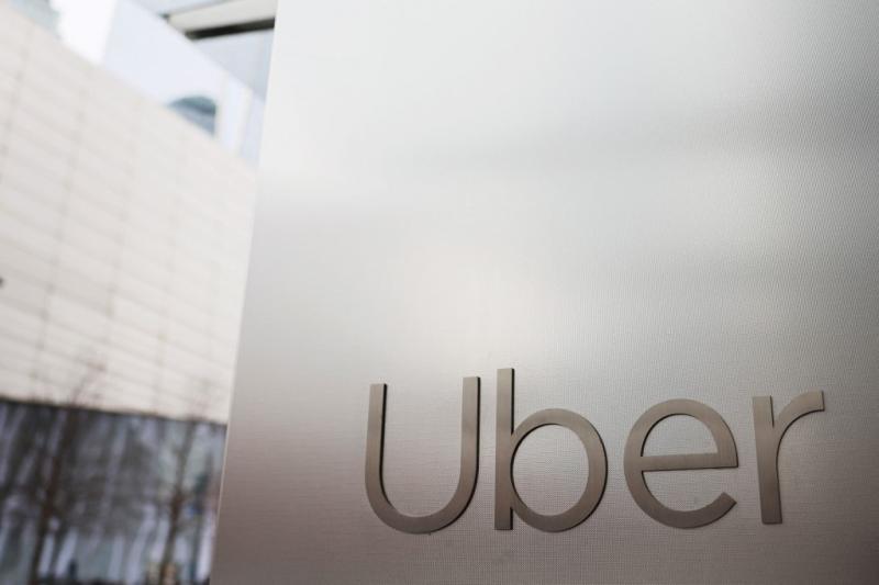 Países Bajos multa a Uber con 290 millones de euros por transferir datos de conductores