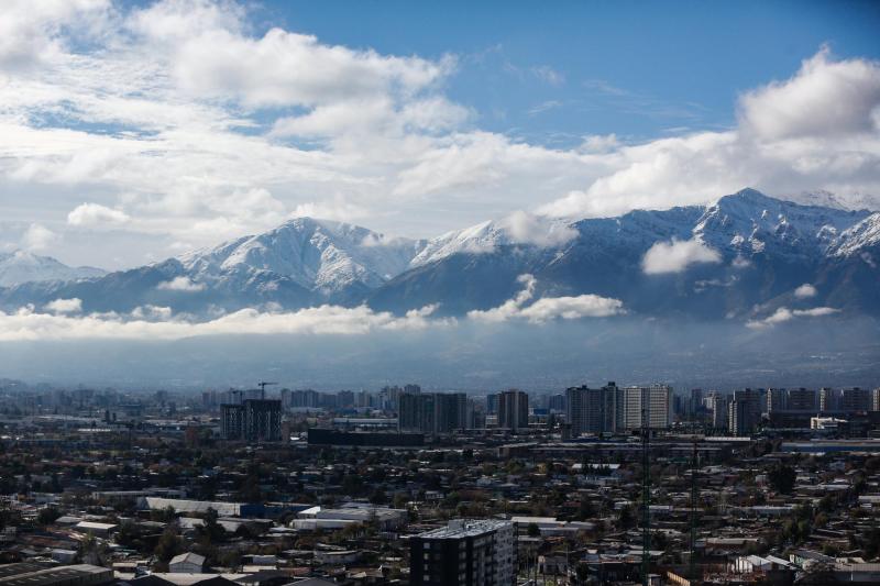 Agencia Uno - Las precipitaciones de esta noche en la región Metropolitana serán sólo en cordillera