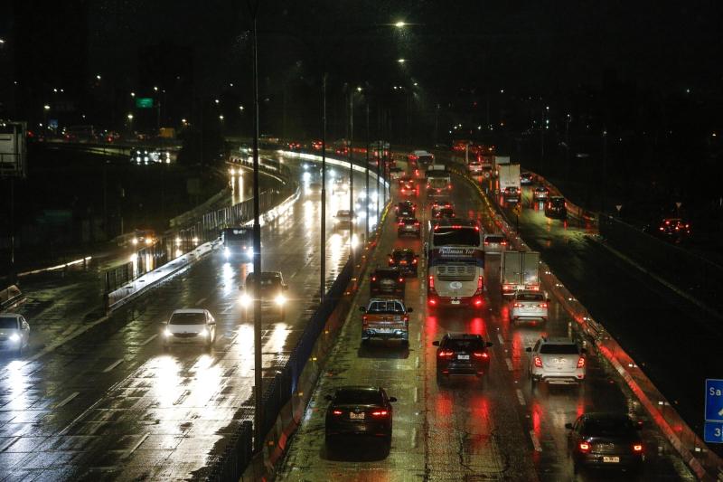 Agencia Uno - Lluvia en Santiago