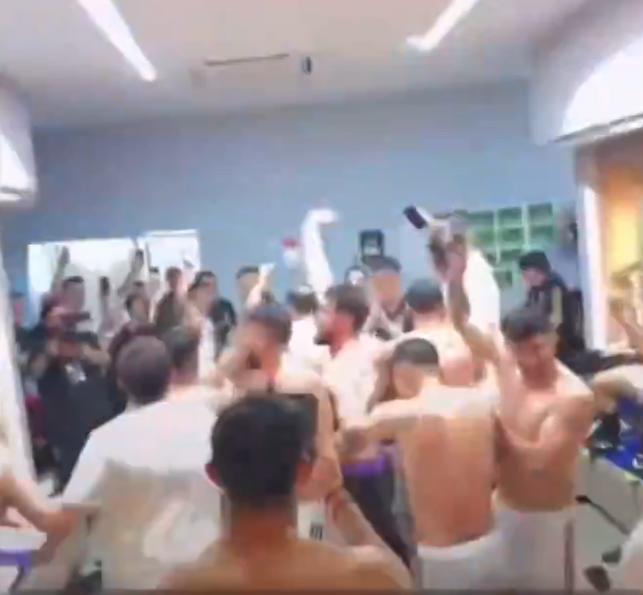 Celebración de Colo Colo. Crédito: Pantallazo.