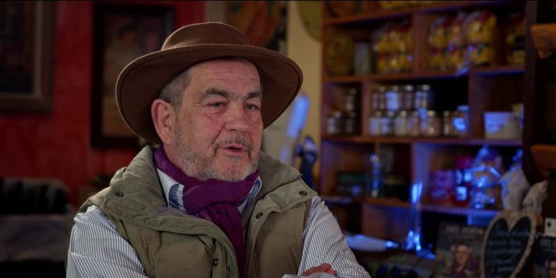 Padre de Denise Rosenthal posó para Tunick en 2001 - Canal 13