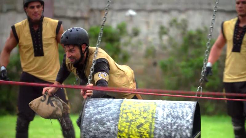 Luis Mateucci comete grosero error y hace perder a su equipo ante el feroz enojo de Faloon