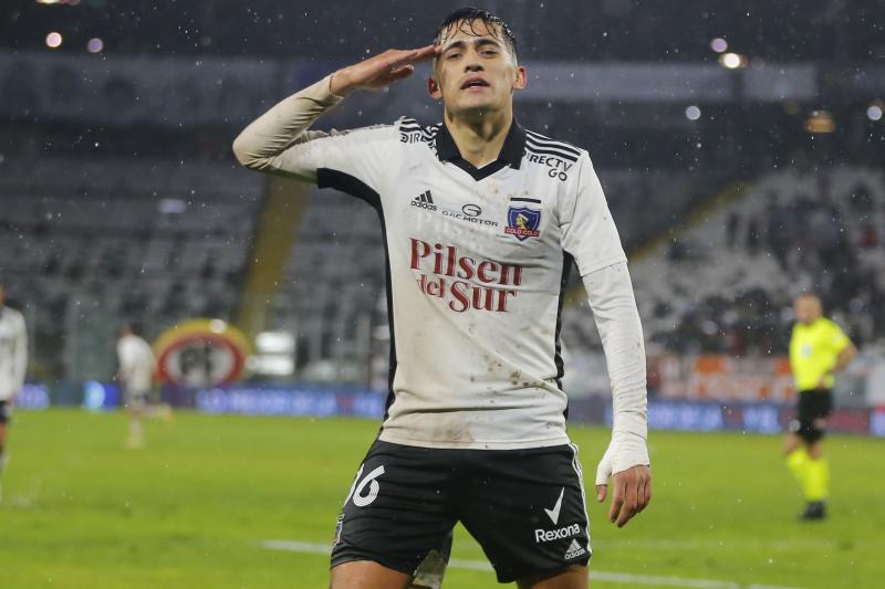 Pablo Solari en su paso por Colo Colo - Créditos: Photosport