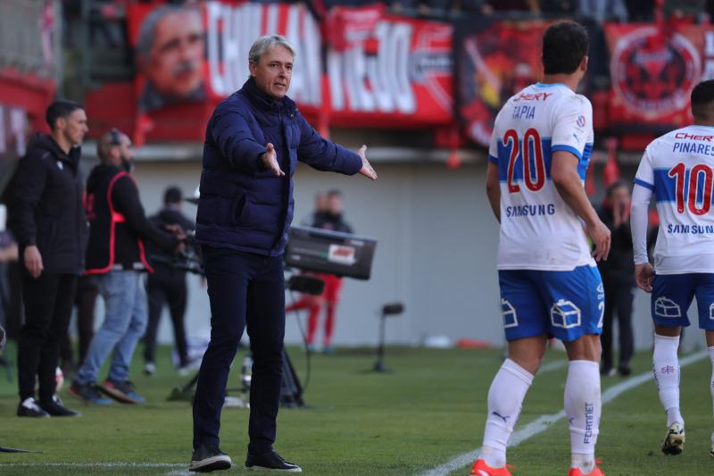Tiago Nunes expresó su enojo en conferencia de prensa - Créditos: Photosport