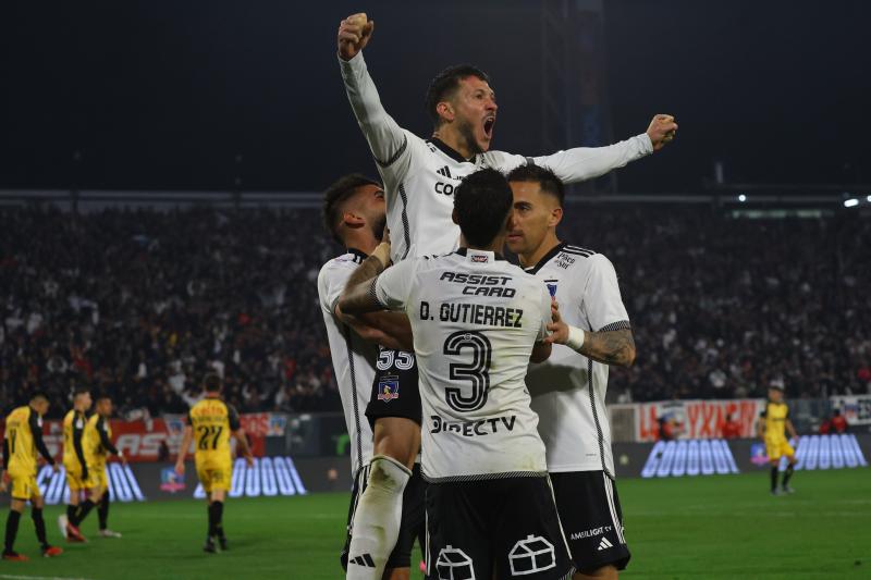 Ramiro González emocionado con su primer gol en Colo Colo - Créditos: Photosport