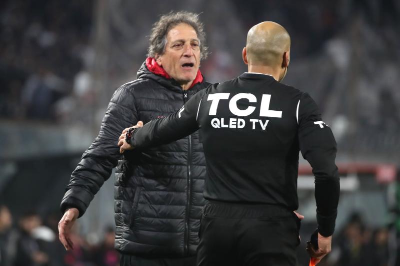 Mario Salas alzó la voz tras la derrota ante Colo Colo - Créditos: Photosport