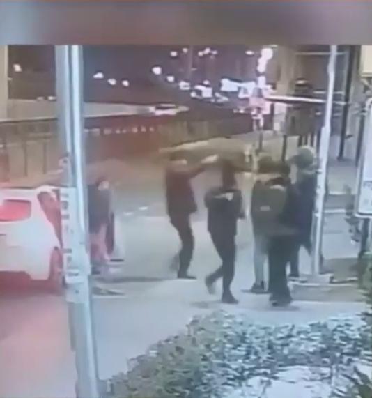 Los encañonaron a pasos del Metro: Violento "abordazo" en Peñalolén