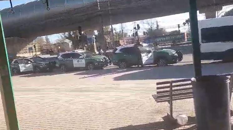 Personal policial resguarda el hospital Sótero del Río