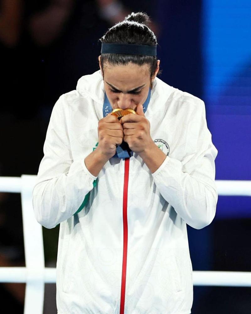 Imane Khelif con su medalla de oro en París 2024 - Créditos: Instagram