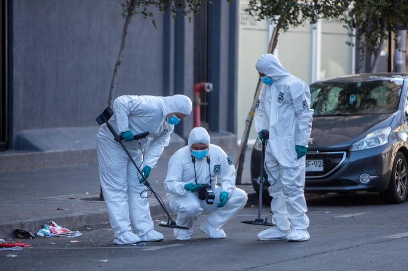 Agencia Uno - Carabineros baleado en el Teatro Caupolicán