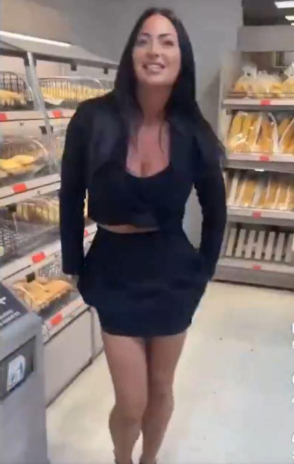 Chloe Lopez, la influencer que dejó su ropa interior en canasta de panes