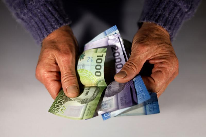 Aton - referencial dinero