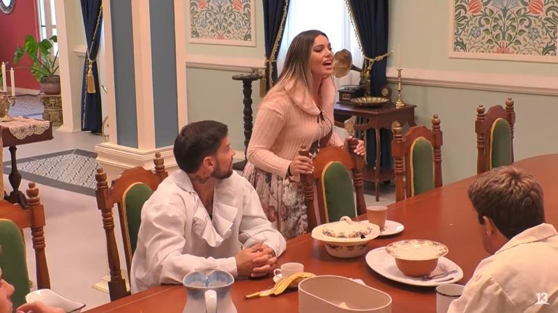 Canal 13 - Faloon Larraguibel peleando con Oriana Marzoli