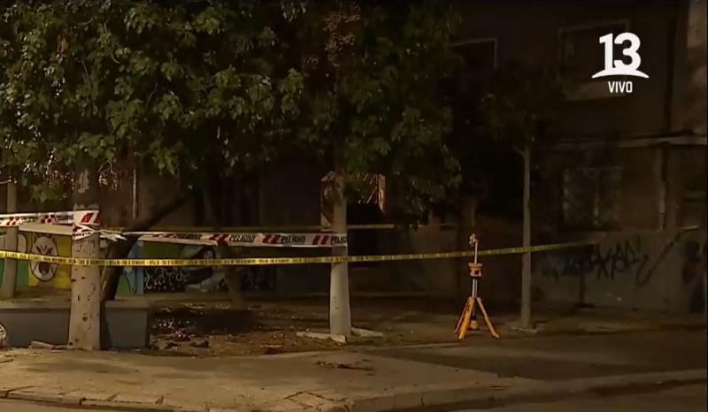 Prenden fuego a hombre en situación de calle en Barrio Yungay: Fue a cuadras de la casa del Presidente Boric