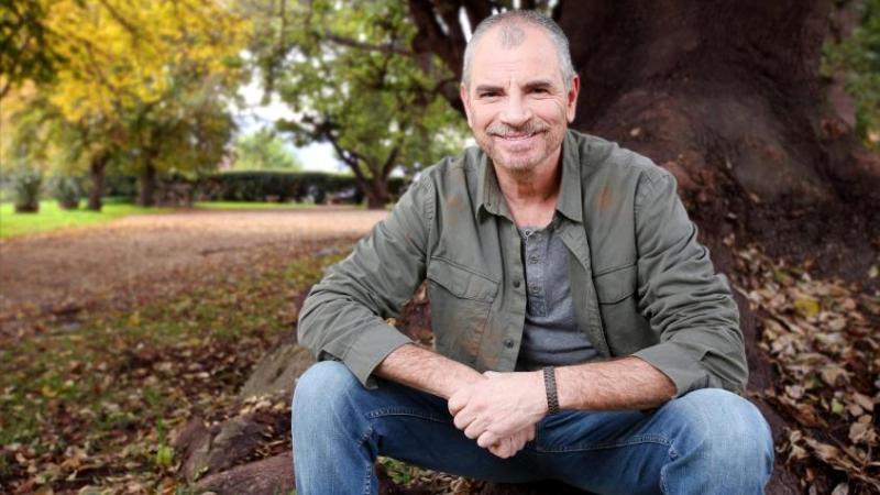 Álvaro Rudolphy en "Secretos de familia" - Canal 13