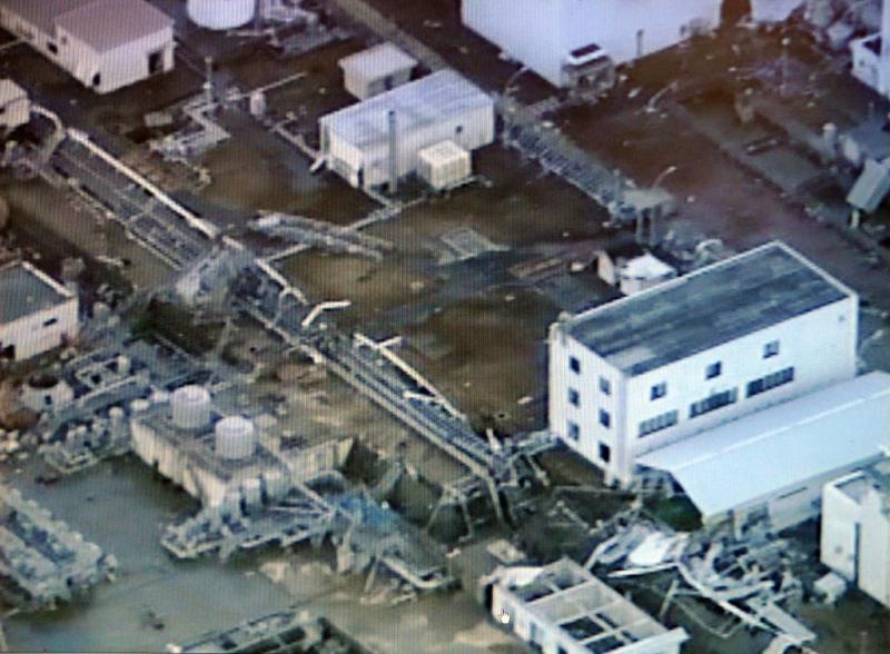 El operador de Fukushima inicia prueba para retirar residuos nucleares de la planta