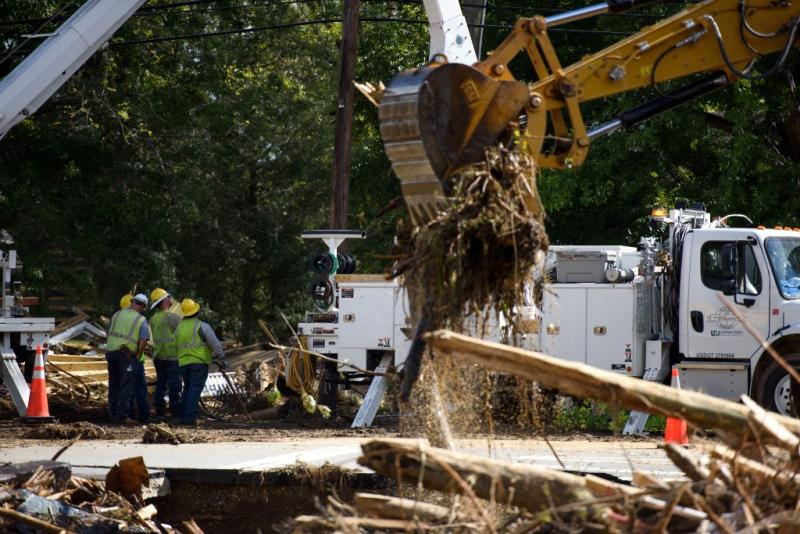 Al menos 93 muertos en EEUU tras el devastador paso del huracán Helene
