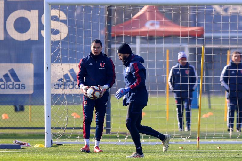 Johnny Herrera y Cristóbal Campos en U de Chile - Crédito: Agencia UNO