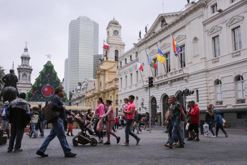 Agencia Uno - Lluvia con 32 grados en Santiago: ¿Es posible?