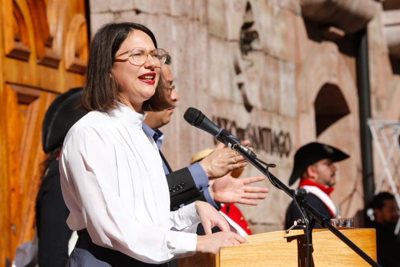 Hassler pide investigar causas y apoyar a afectados de incendio en Barrio Meiggs