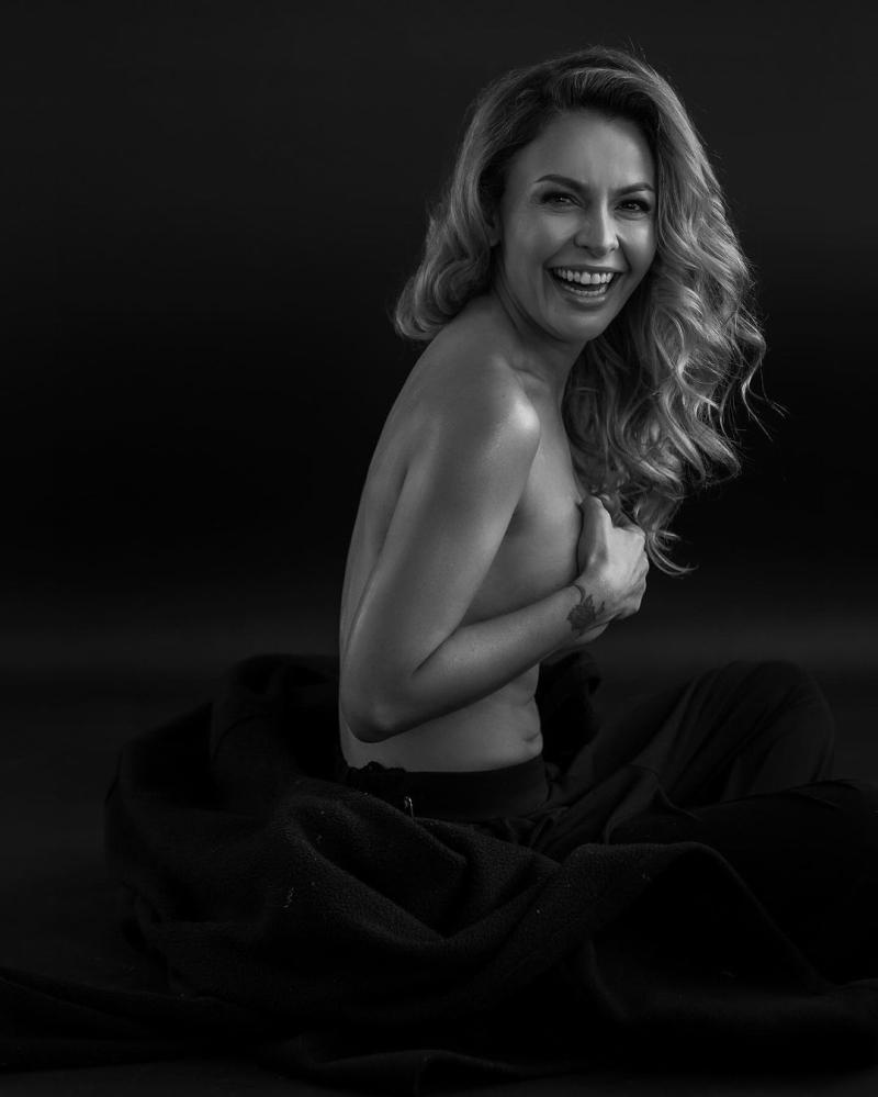 Carla Pardo realizó impactante sesión de fotos - Créditos: @carlapardolizana