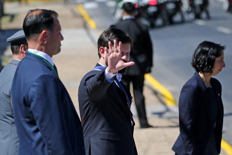 Presidente Boric no habló con la prensa tras salir del Te Deum evangélico