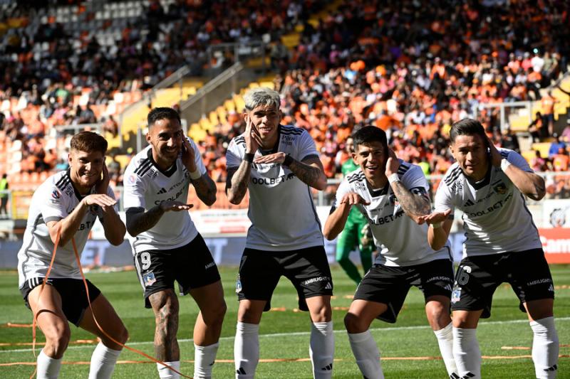 Colo Colo vence a Cobreloa con gol de Leonardo Gil - Créditos: Photosport