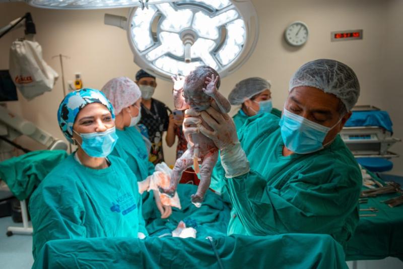 Trillizos gemelares: el curioso embarazo en Hospital de Antofagasta