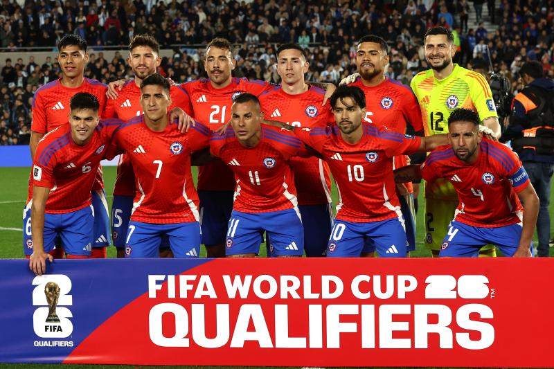 Mauricio Isla y la Roja. Crédito: Photosport.