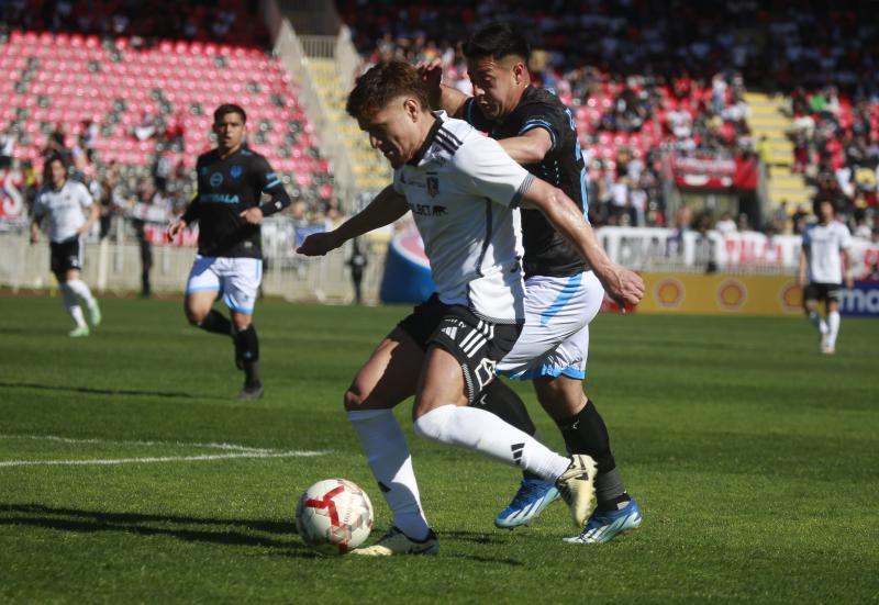 Leonardo Gil también se ganó algunas críticas en el primer tiempo de Colo Colo - Créditos: Photosport