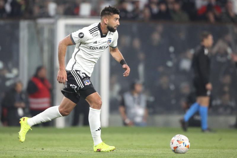 Emiliano Amor tomó una importante decisión por Colo Colo - Crédito: Photosport