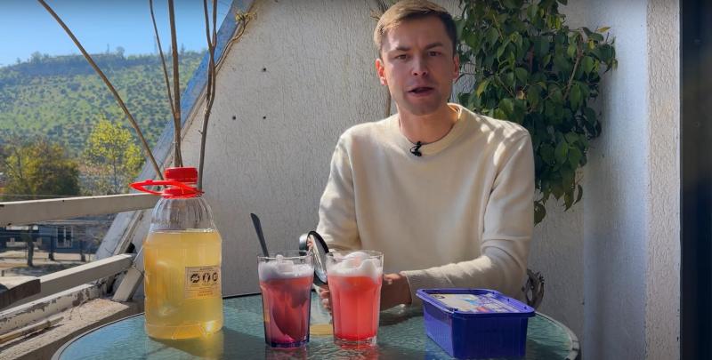 dYouTube/AndreiSokolovCL - Joven ruso probó terremotos durante recorrido por Santiago