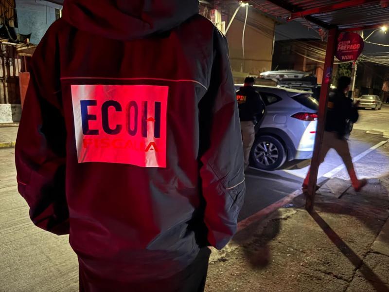 Investigan homicidio en Puente Alto: Lo acribillaron afuera de su casa