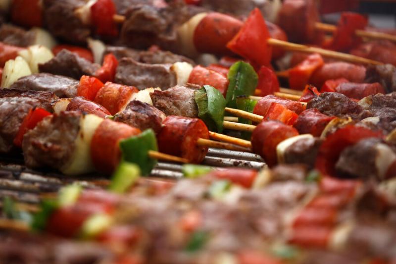 Aton - Cuántas calorías tienen las comidas típicas del 18