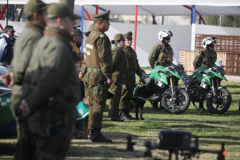 ATON - Carabineros de Chile para Fiestas Patrias