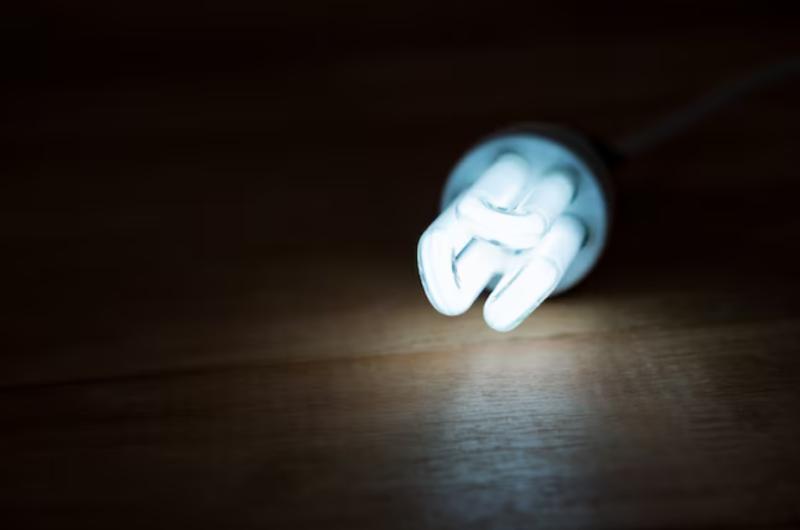 Ecuador implementará apagones nocturnos y teletrabajo por su peor sequía