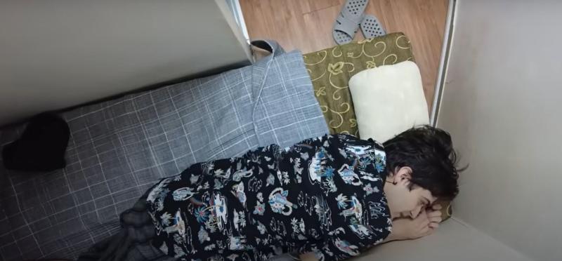 Youtube - Fabio Torres sorprende al quedarse en departamento de 3 metros cuadrados en Corea