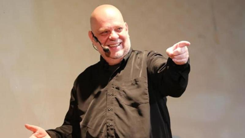 Redes sociales - Roberto Nicolini