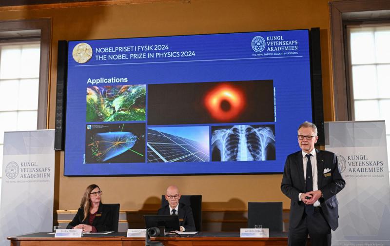 El estadounidense John Hopfield y el británico-canadiense Geoffrey Hinton - AFP