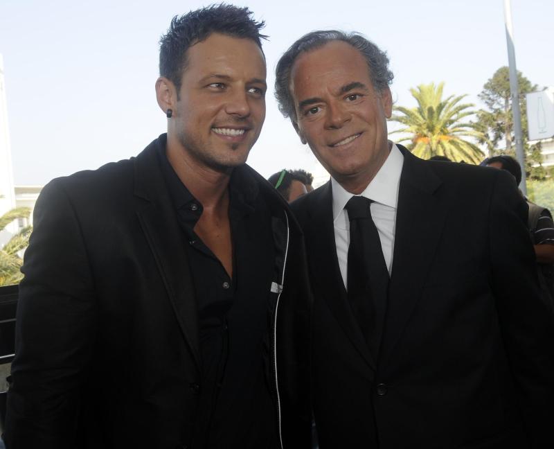 Agencia Uno - Eduardo Cruz Johnson (derecha)