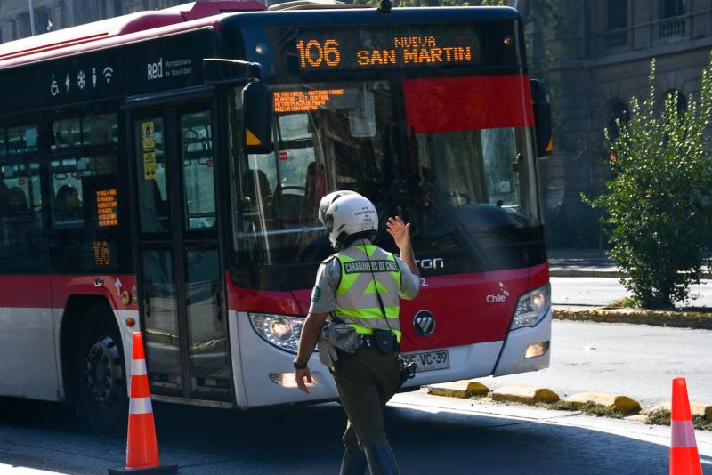 Agencia Uno - Adelantan hora punta del transporte este 18 de octubre