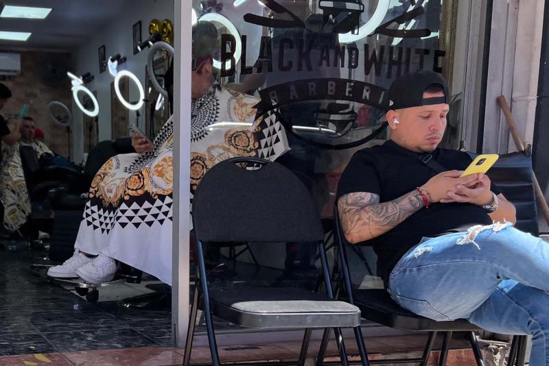 Agencia Uno - Barberías y peluquerías de Independencia tendrán toque de queda