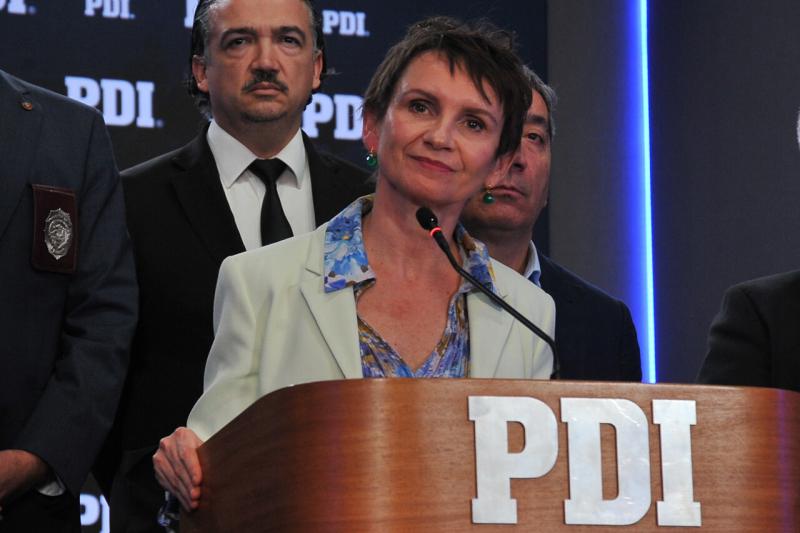 Interior asegura que Tohá "no supo de qué tratarían" diligencias entre PDI y Monsalve