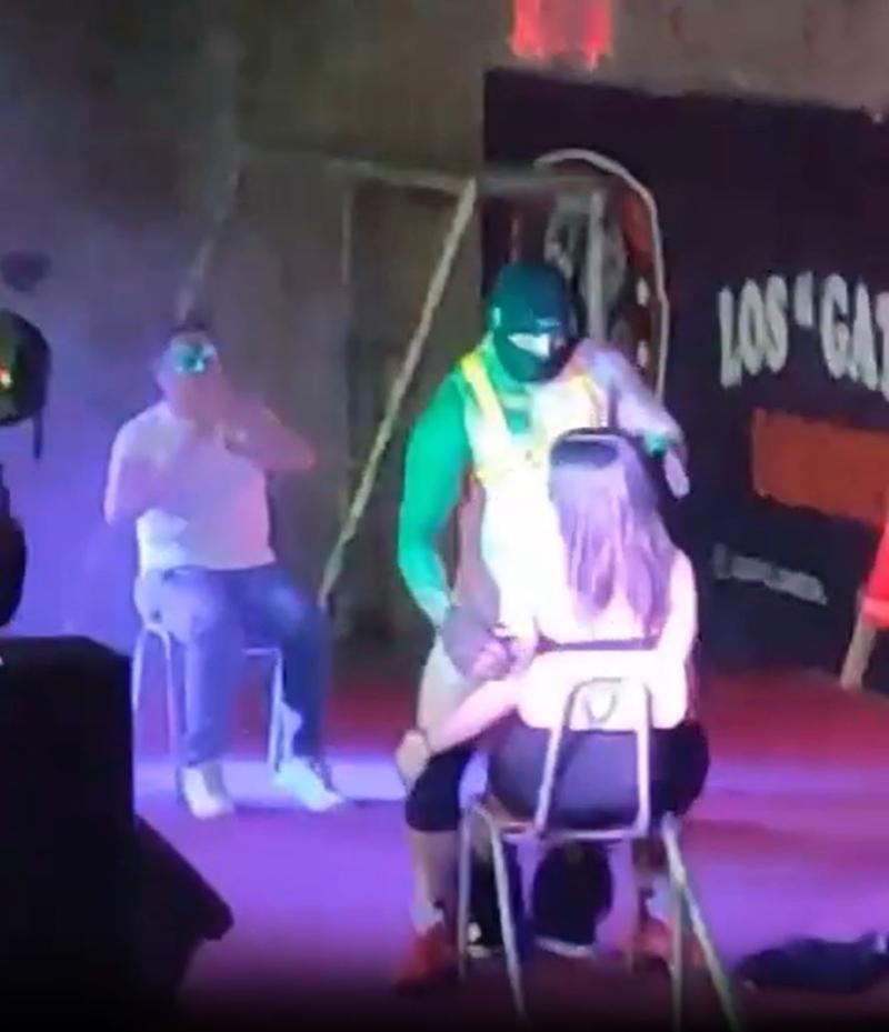 SABES - Evento con vedettos de Nayaret Domínguez