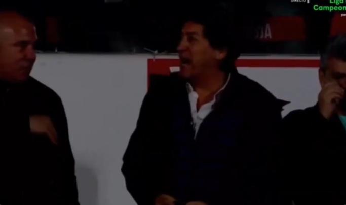 Iván Zamorano celebró con todo el gol de Chile frente a Brasil - Créditos: Captura