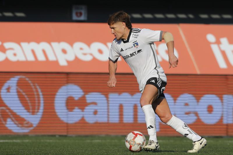 Leonardo Gil podría continuar en Colo Colo - Crédito: Photosport