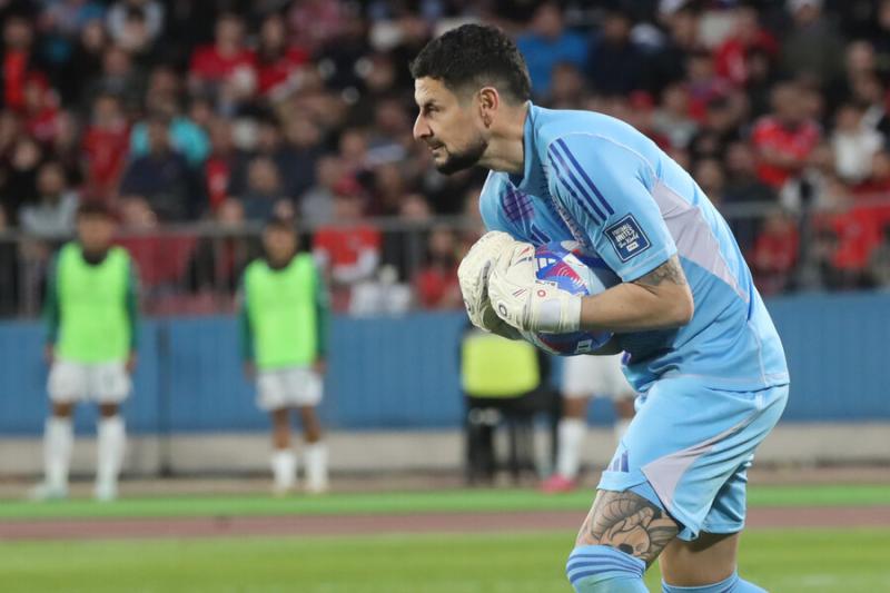 Gabriel Arias cerca de Boca Juniors - Créditos: Photosport