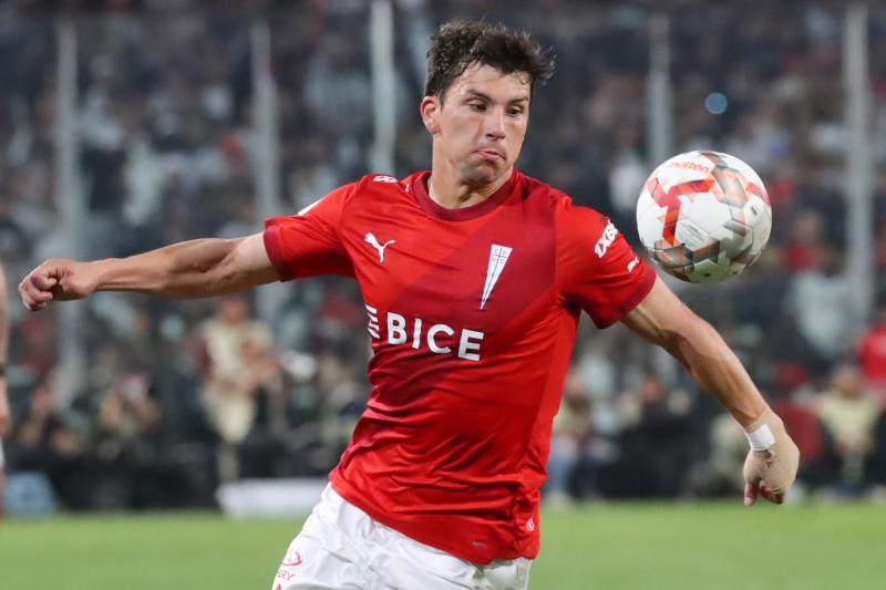 Arturo Vidal quiere ver a Gonzalo Tapia en Colo Colo - Crédito: Photosport