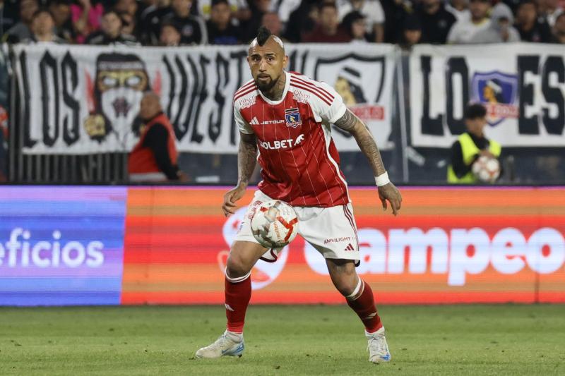 Arturo Vidal en Colo Colo. Crédito: Photosport.
