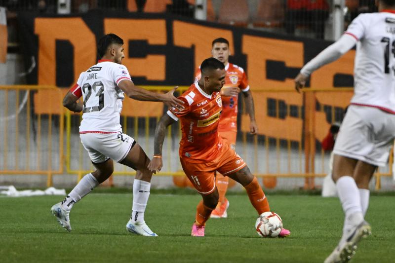 Cobreloa se juega la vida el sábado - Créditos: Photosport